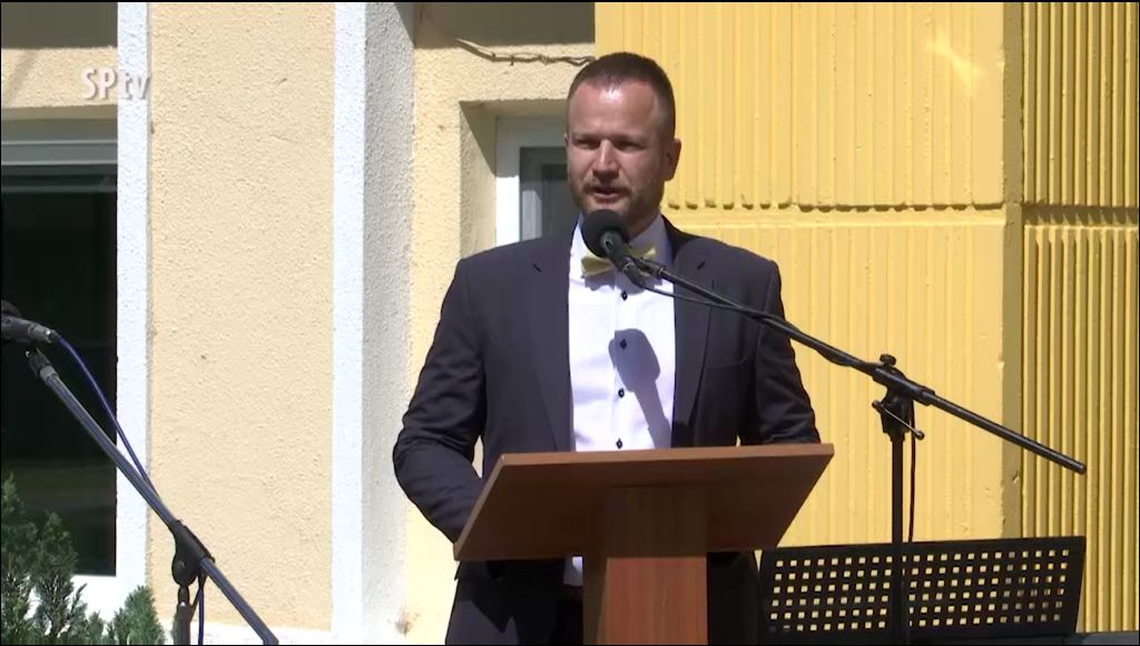 Éves A Bartók Béla Alapiskola